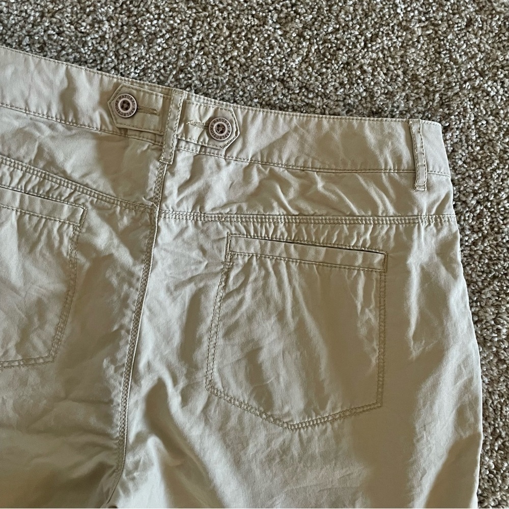 Natural Reflections Bermuda Shorts Women’s 8 Khaki Beige Y2K Outdoorsy Casual - Picture 8 of 13